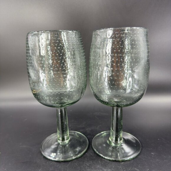 Light Transparent Green Drinking Goblets Glasses Set 2 With Textured Air Bubbles - Picture 9 of 12